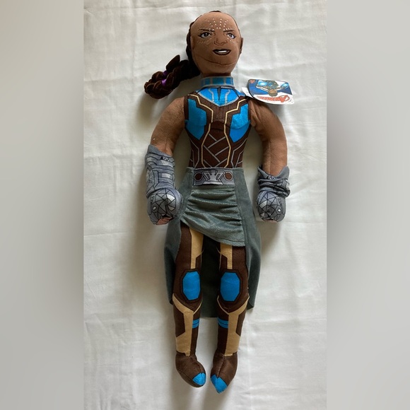 Marvel’s Black Panther Shuri Pillow Buddy NWT - Picture 1 of 9